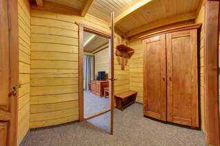 Отель Karpatski Dzherela Яремче Стандартный двухместный номер с 1 кроватью-4