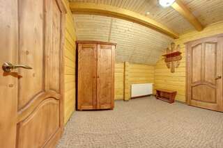 Отель Karpatski Dzherela Яремче Люкс-3