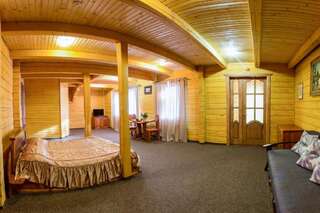 Отель Karpatski Dzherela Яремче Апартаменты-2